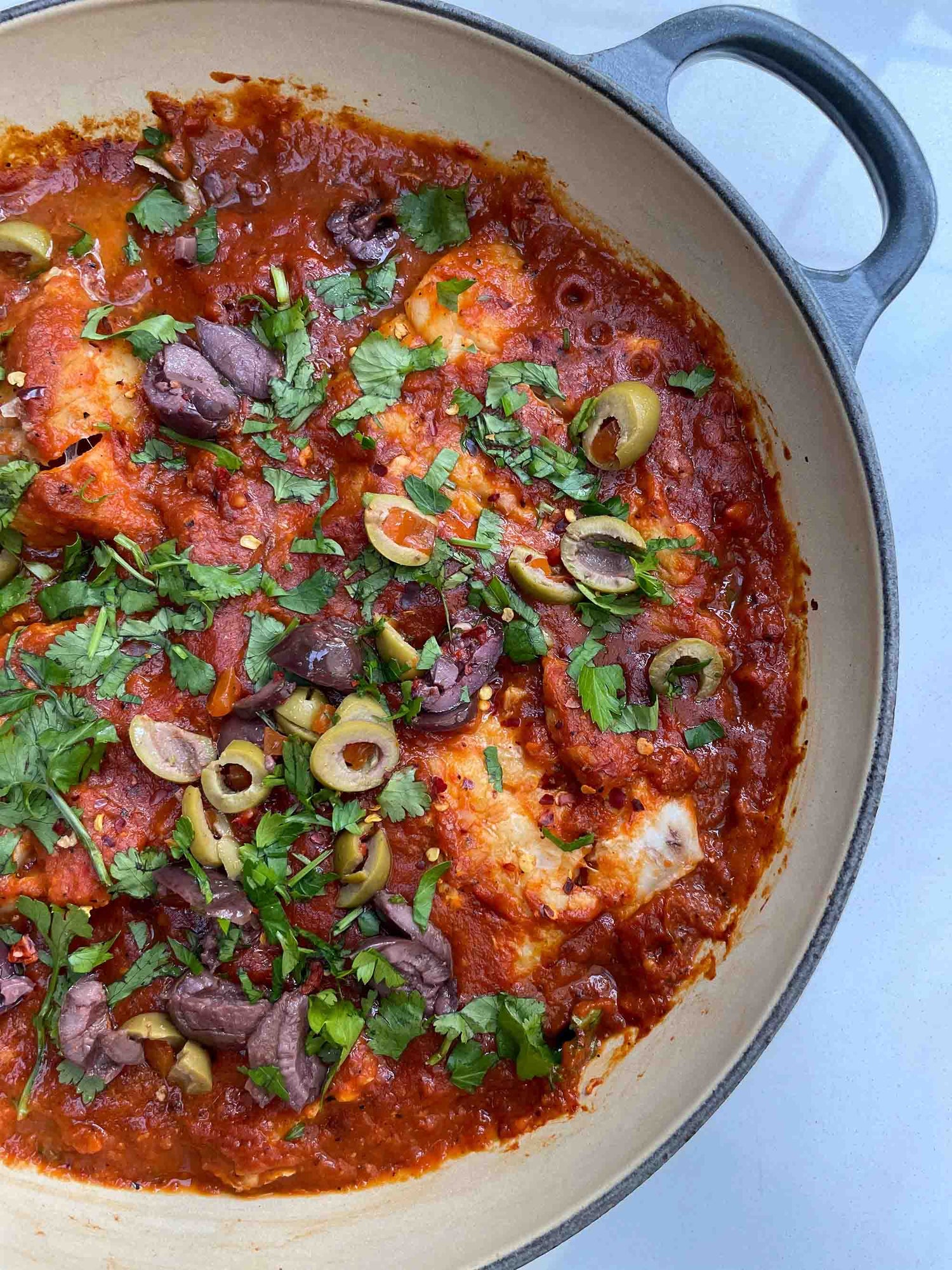 Fish in red pepper sauce