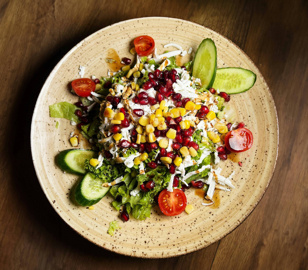 What lifestyle changes can improve gut health and strengthen immunity?