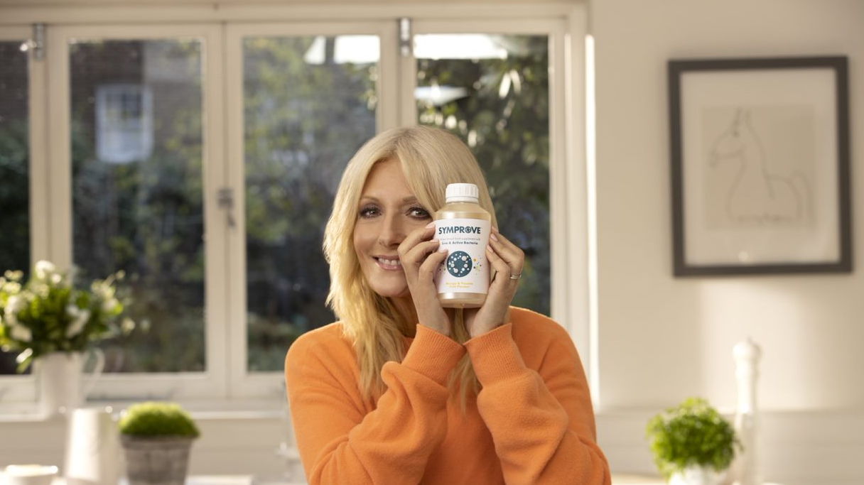 Behind the Scenes on My Gut Loves it Shoot - Gaby Roslin