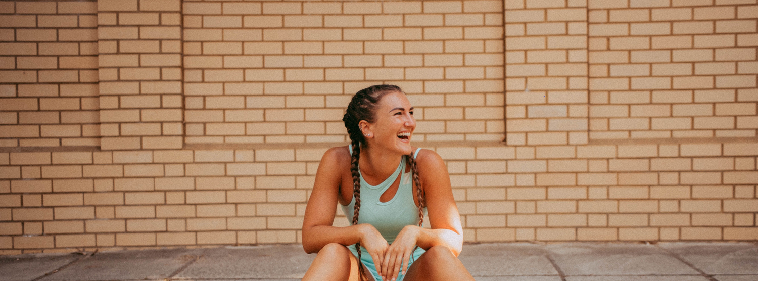 Hayley Madigan's Tips for Dressing for Gut Issues & Staying Body Confi Hayley Madigan's Tips for Dressing for Gut Issues & Staying Body Confi