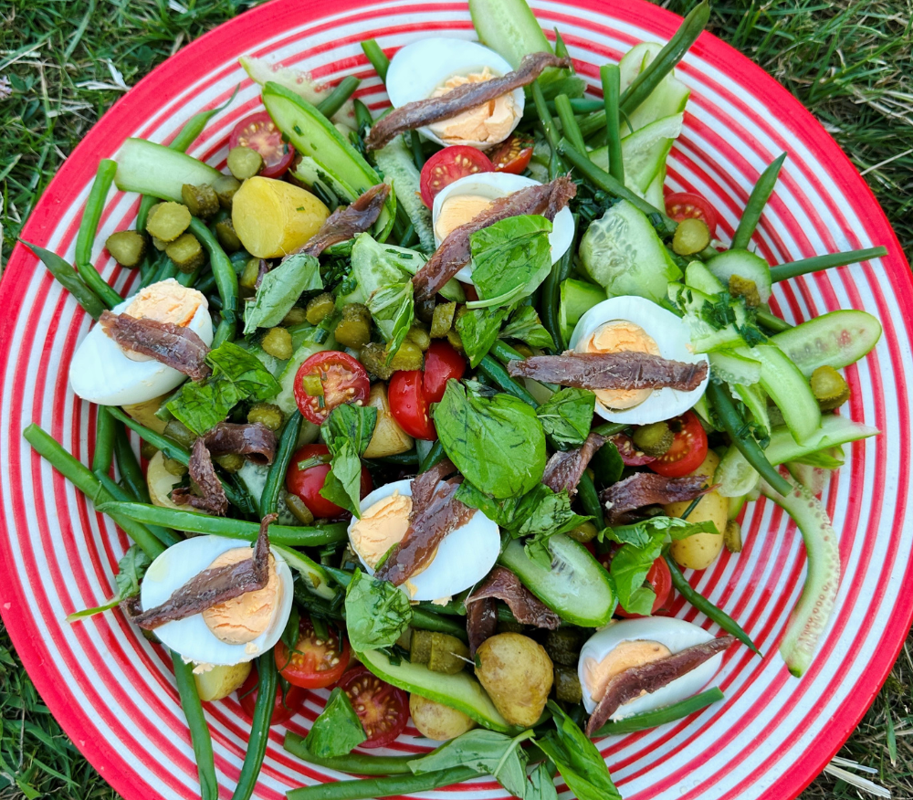 No Tuna Niçoise by Lizzie King